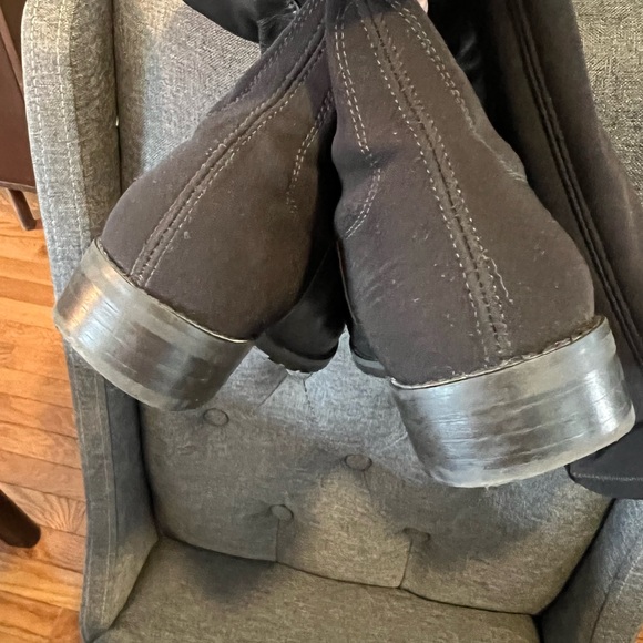 Stuart Weitzman 5050-no box, receipt or bag - Picture 4 of 9